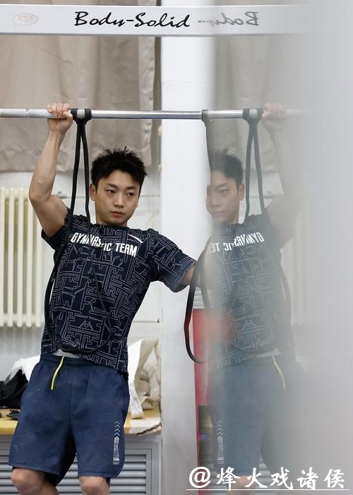 中国体操队冬训进行时:提升难度、适应赛制 中国体操队冬训进行时:提升难度、适应赛制
